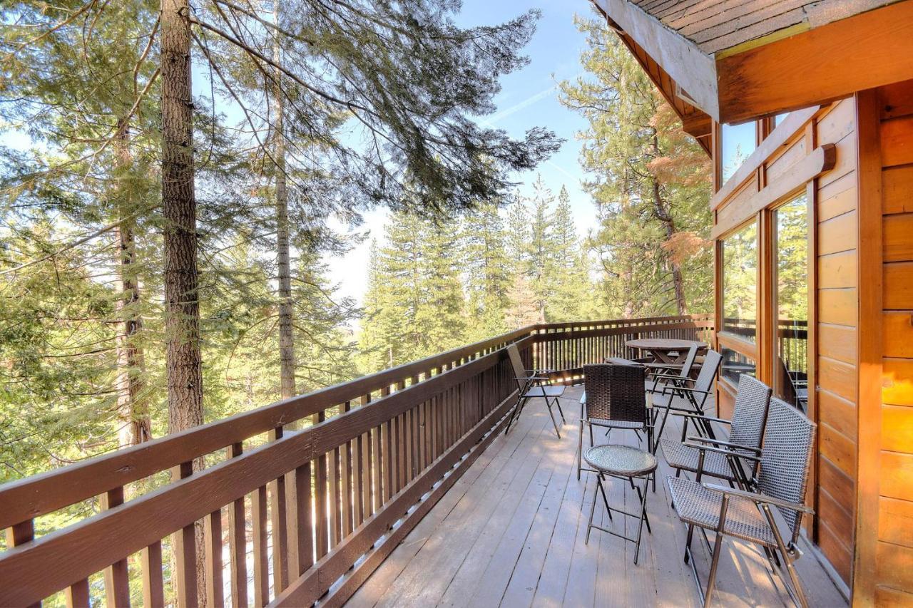 Treetops Yosemite West